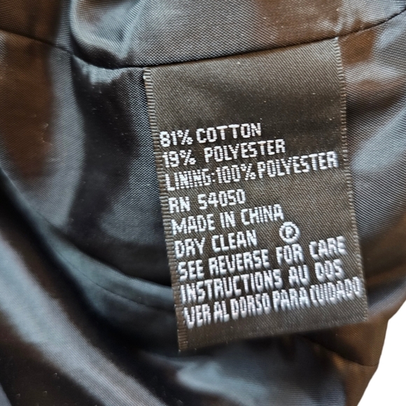 Kasper Womens 3/4 sleeve blazer with shoulder pads. - Picture 7 of 7